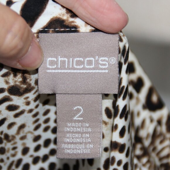 Chico's Women's Long Sleeve Button Up Tunic Top Animal Print Size 2 (L) - Picture 9 of 10